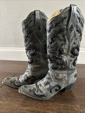 Corral Sequined Embroidered Gray/Black Cowboy Boots